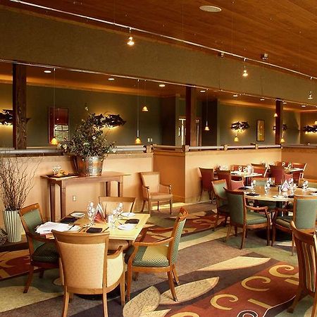 Copper River Princess Wilderness Lodge Copper Center Restaurant photo